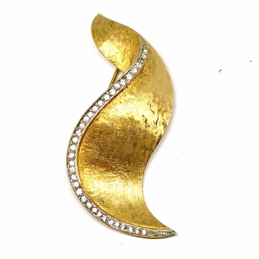 Vintage Signed CHAREL Gold Tone Etched Chunky MCM Statement Leaf Brooch Pin